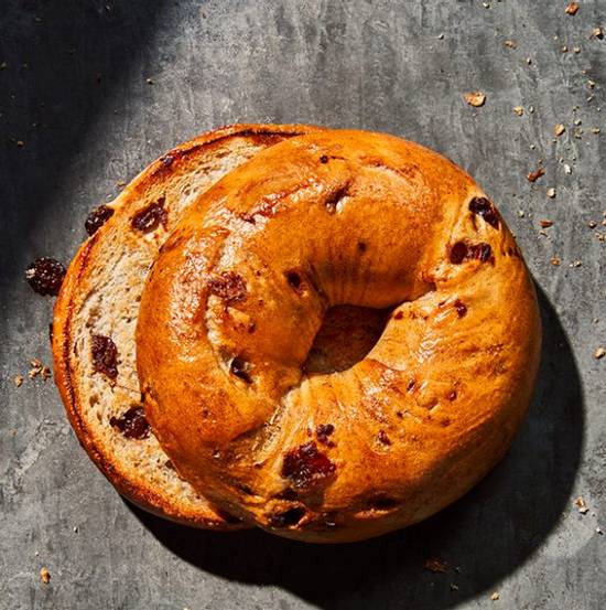 Cinnamon Swirl & Raisin Bagel