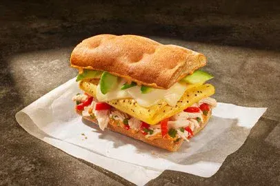 Chipotle-Chicken-Egg-Avo-Sandwich